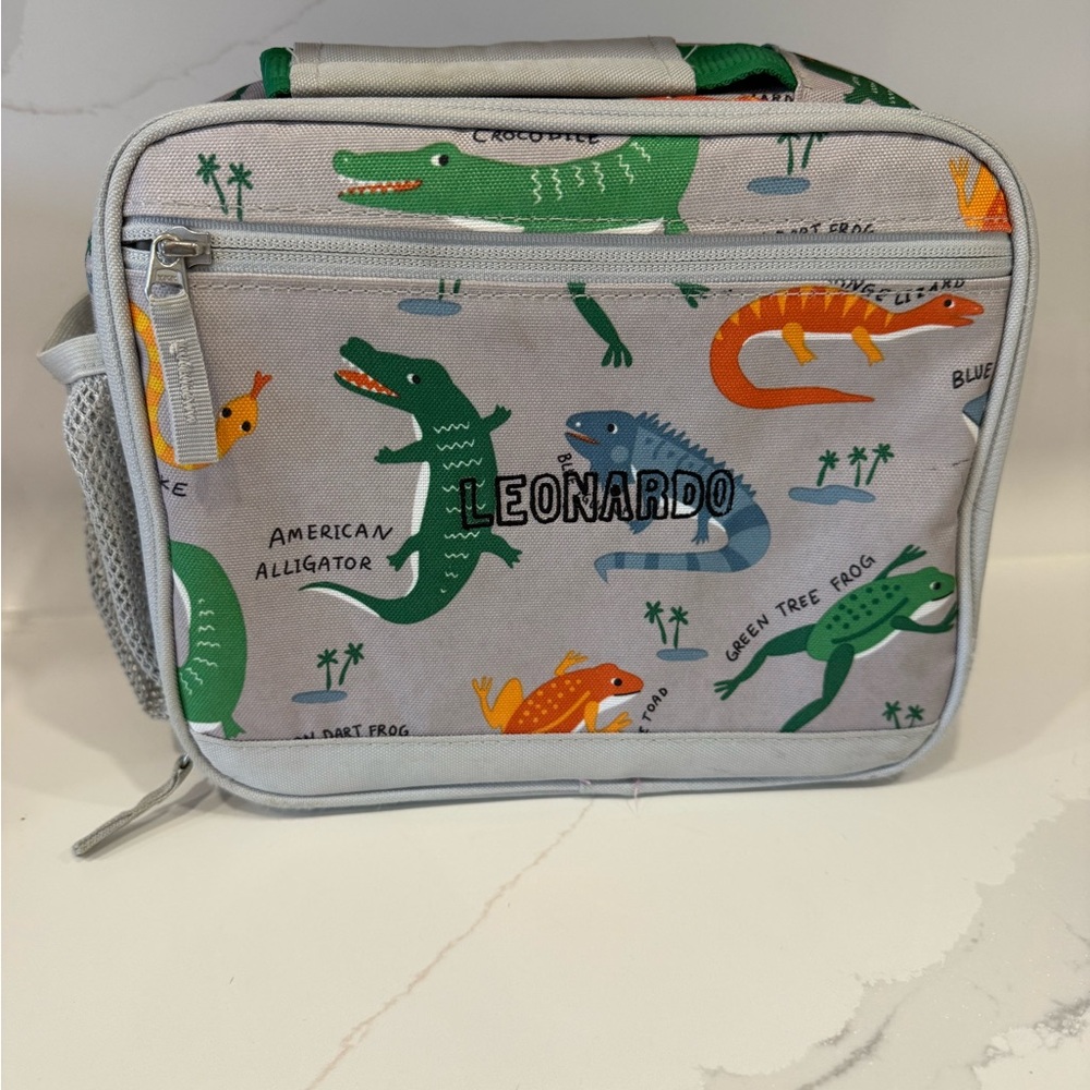 Pottery barn Personalized Kids Lunchbox with Alligator & Frog Print - 'LEONARDO'